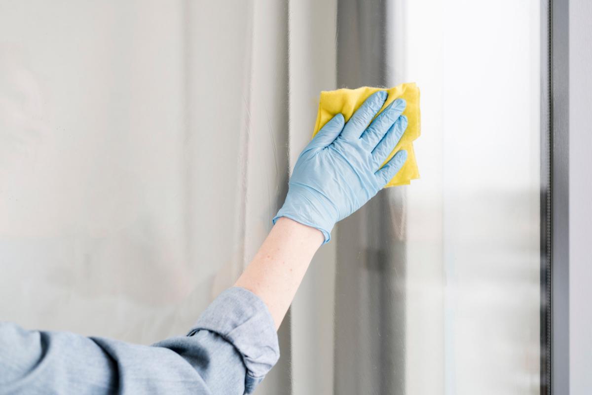 Small Cleaning Jobs You Won’t Want to Forget in Your Apartment