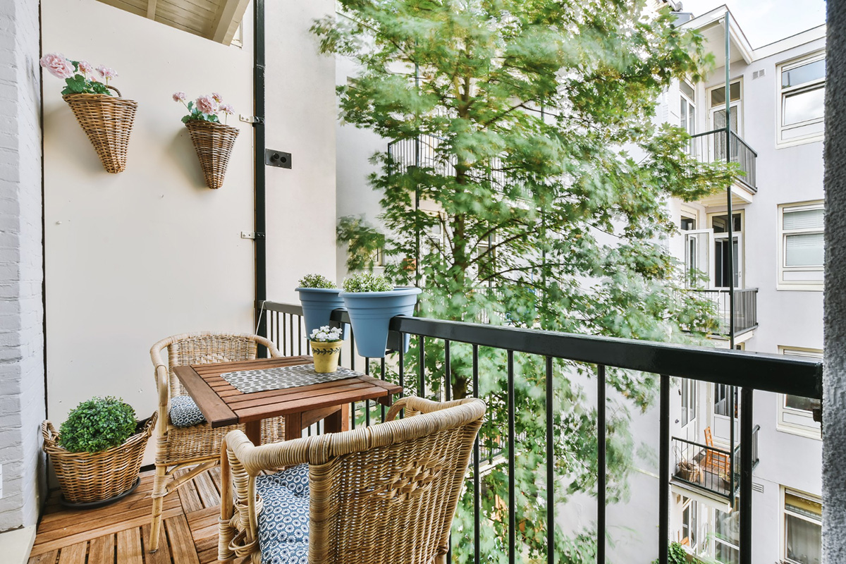 5 Simple Ways to Upgrade Your Apartment Patio