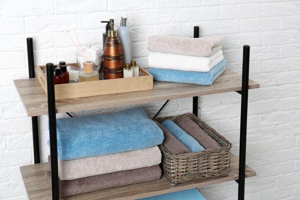 Creative Small Bathroom Storage Ideas for Your Apartment