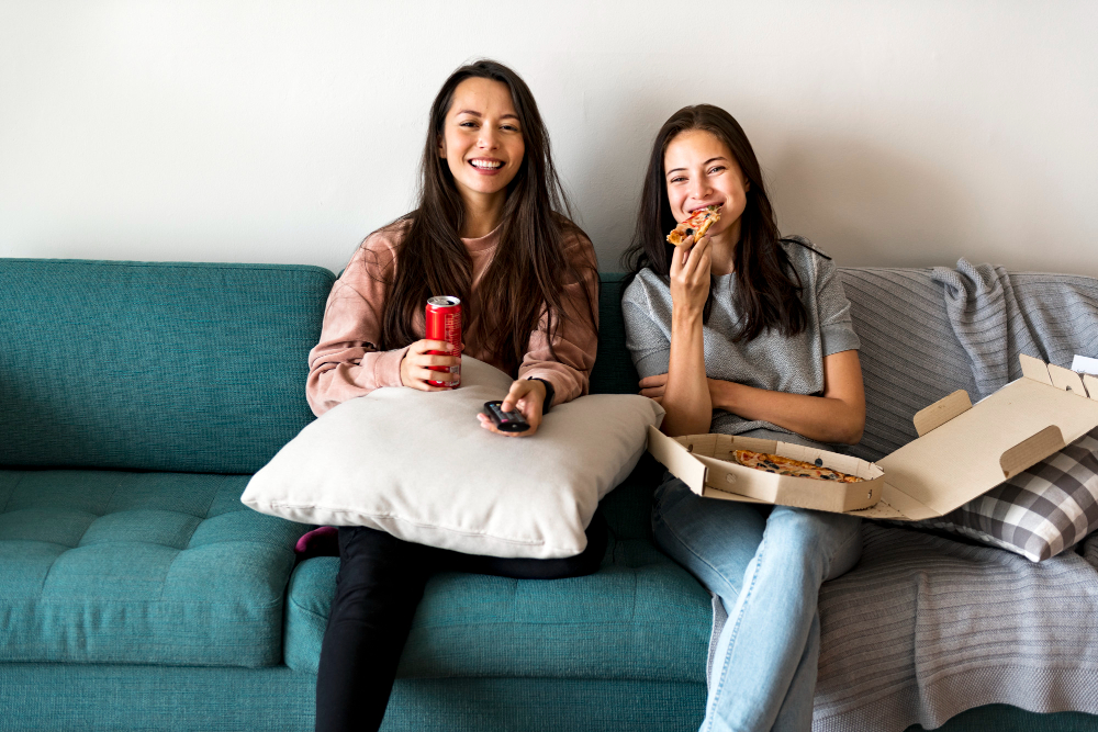 The Ultimate Guide to Getting Along with Your Roommate