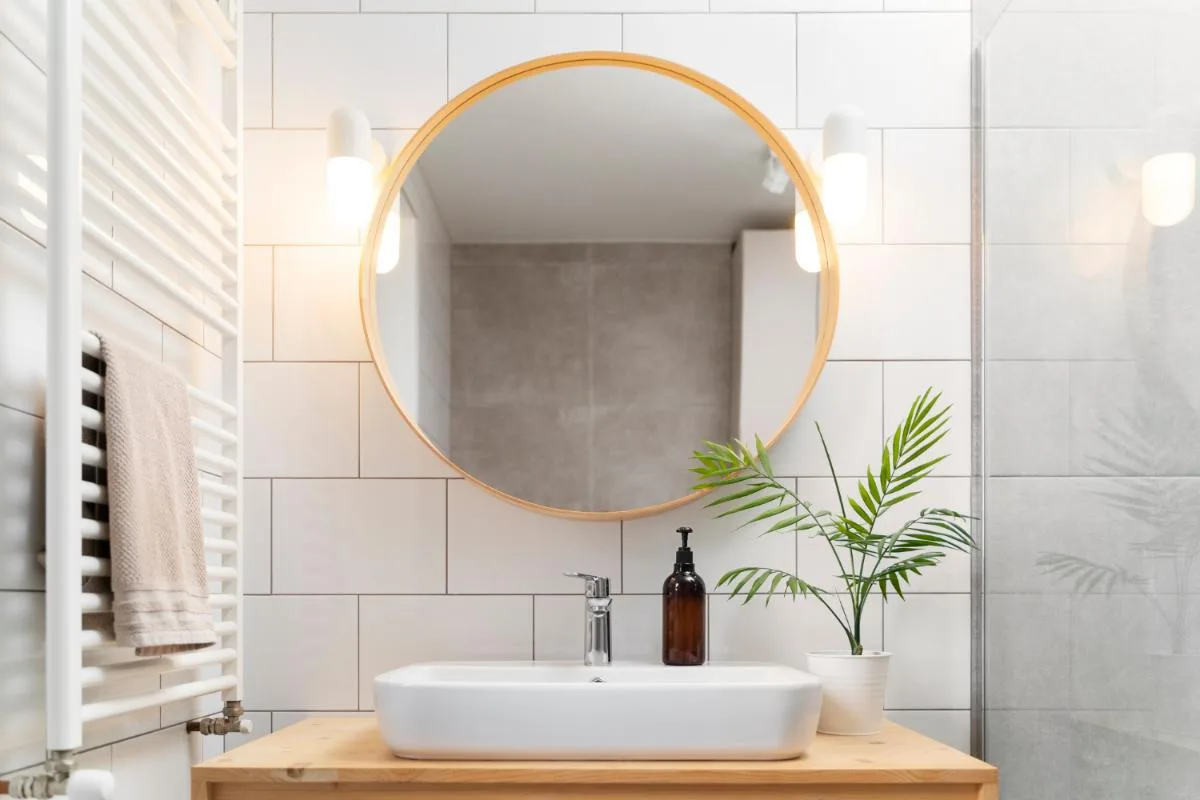How to make your bathroom less cluttered